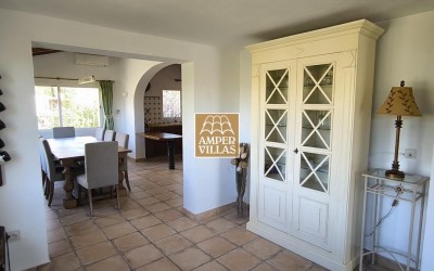 Beautiful and spacious Mediterranean villa with large terraces.